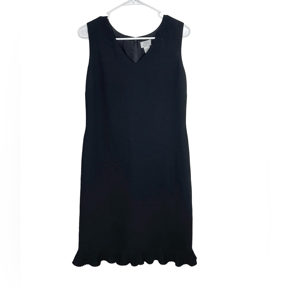 ANN TAYLOR LOFT Women’s Black Sheath Sleeveless Ruffle Edge Knee Length Dress 8